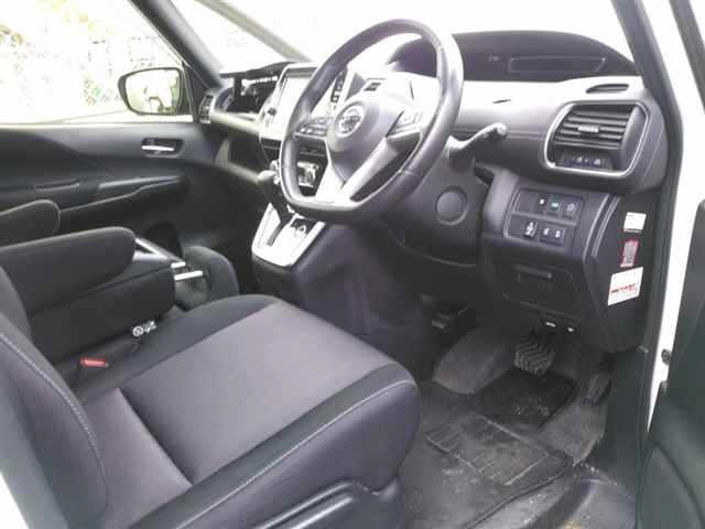 Nissan SERENA 2017 8237241-3