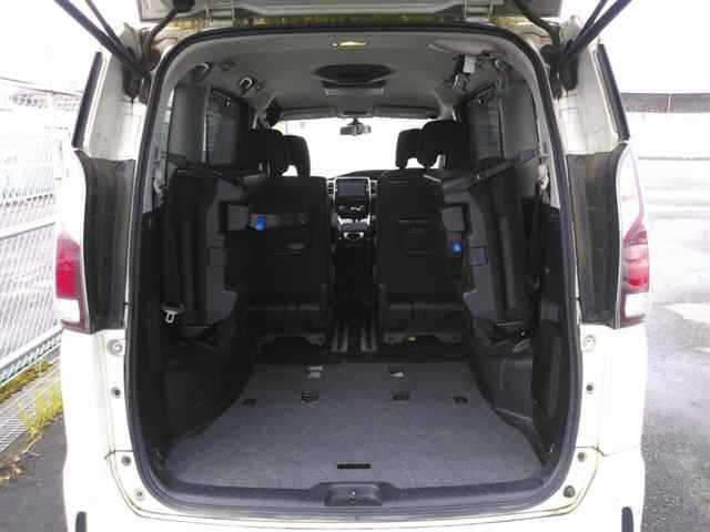 Nissan SERENA 2017 8237241-8