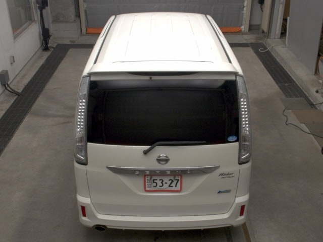Nissan SERENA 2013 8237262-7