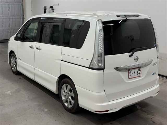 Nissan SERENA 2013 8237296-1