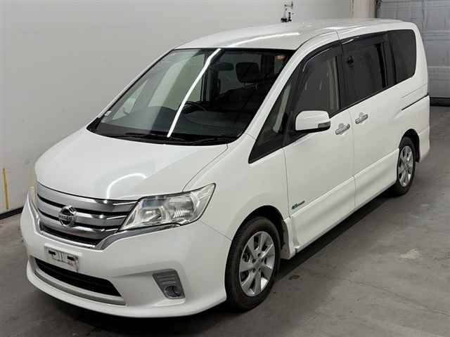 Nissan SERENA 2013 8237296-4
