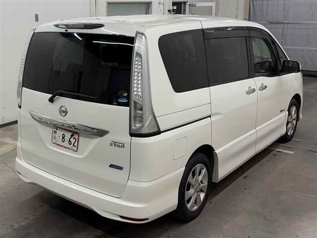 Nissan SERENA 2013 8237296-5