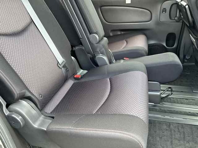 Nissan SERENA 2013 8237296-8
