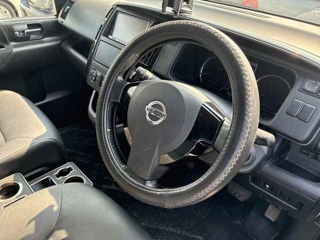 Nissan SERENA 2009 8237300-3