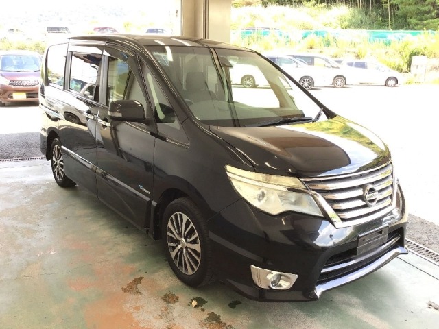 Nissan SERENA 2014 8237301-3