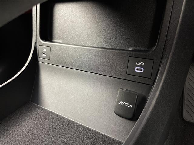 Subaru Solterra 2023 8242704-8