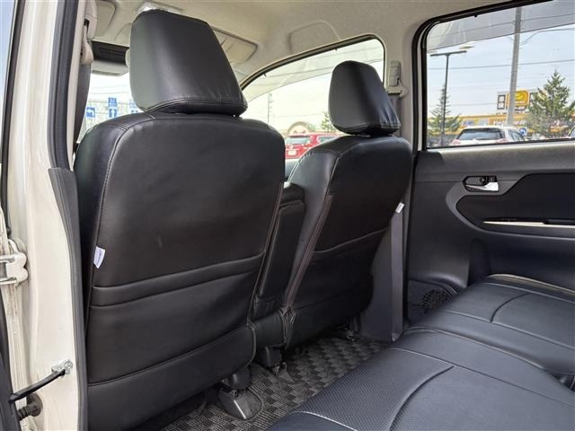 Subaru STELLA 2018 8237235-10