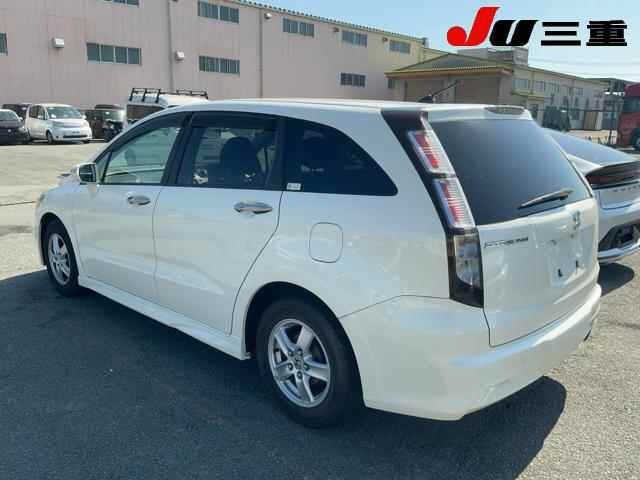 Honda STREAM 2011 8238496-1
