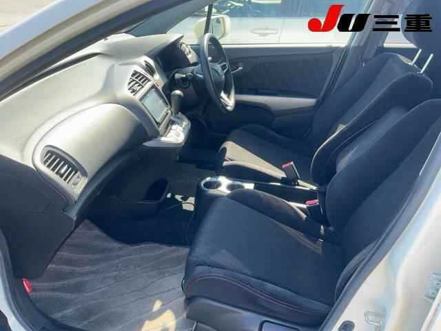 Honda STREAM 2011 8238496-3