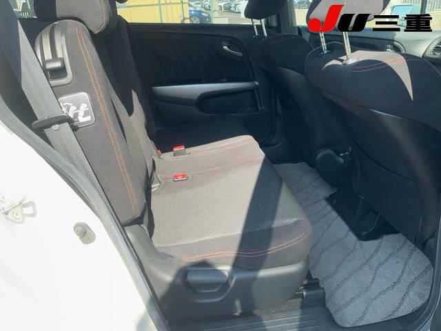 Honda STREAM 2011 8238496-5