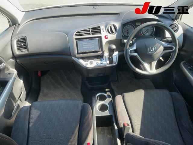 Honda STREAM 2011 8238496-8