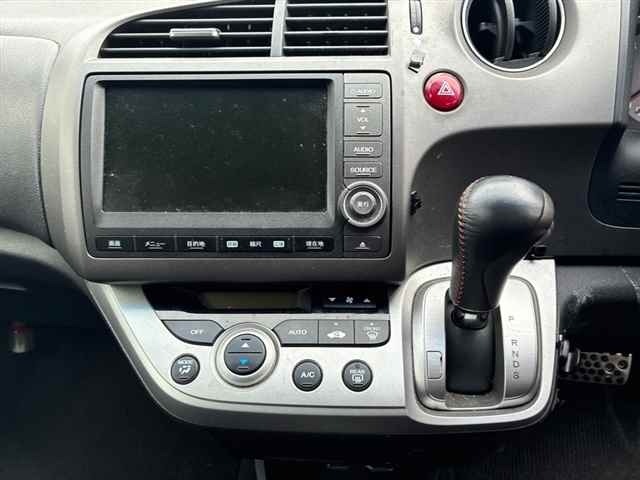 Honda STREAM 2009 8238502-6