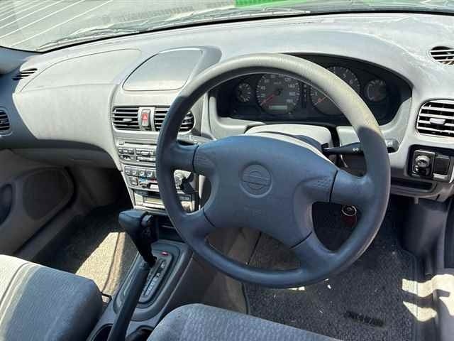 Nissan SUNNY 2001 8237206-3