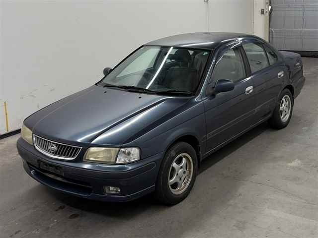 Nissan SUNNY 2001 8237206-4