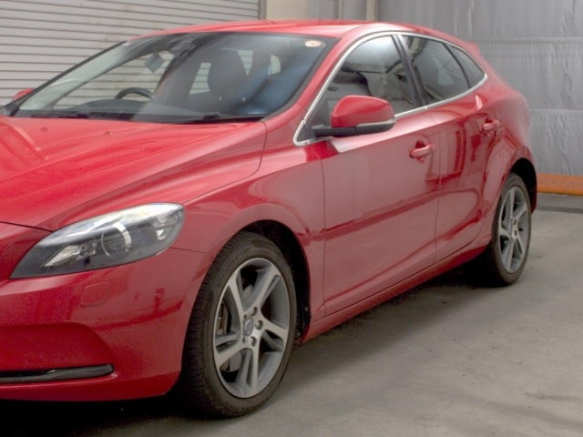 Volvo V40 2016 8247476-4
