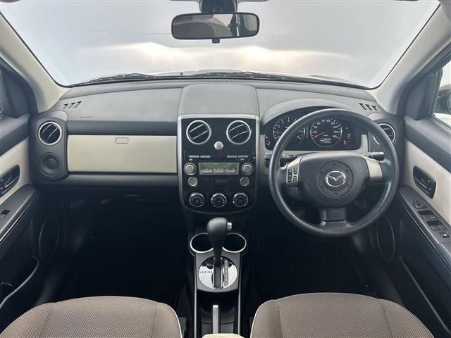 Mazda VERISA 2010 8239054-15