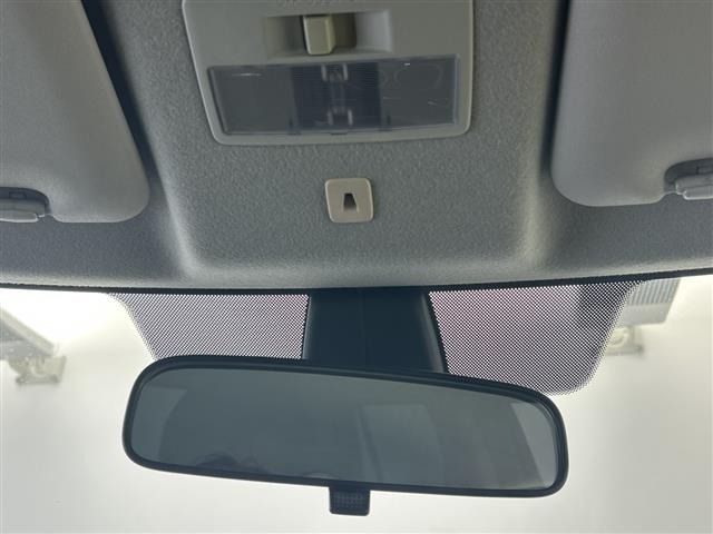 Mazda VERISA 2010 8239054-3