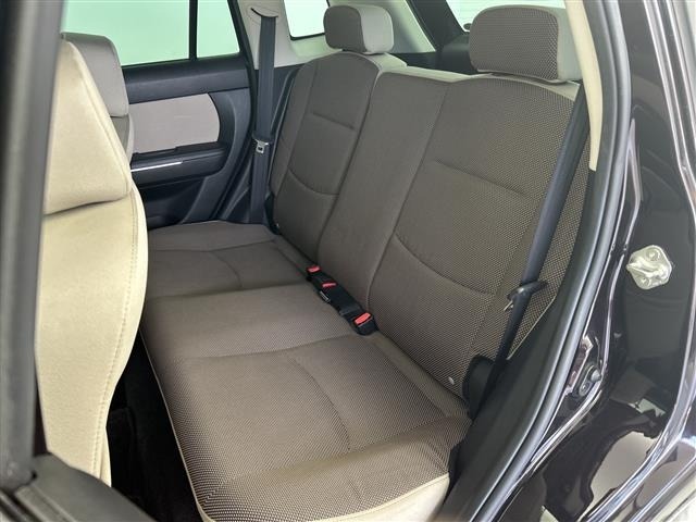 Mazda VERISA 2010 8239054-6