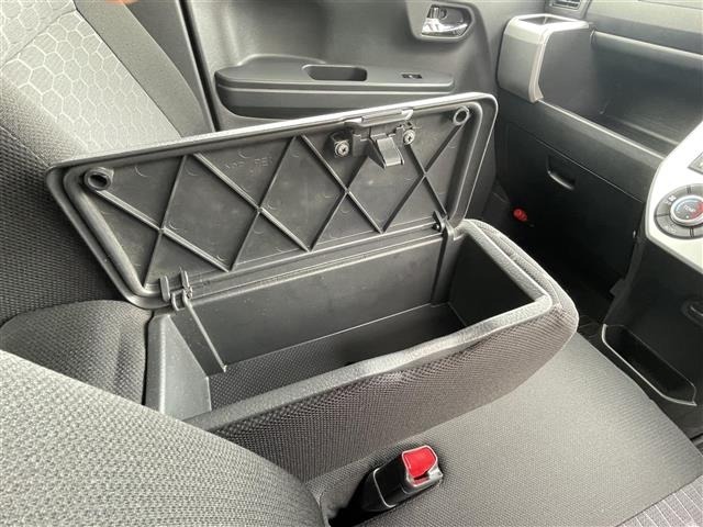 Daihatsu WAKE 2015 8243959-6