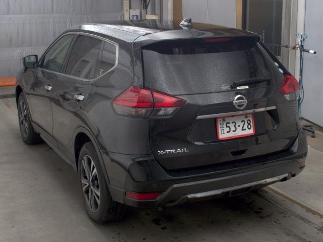 Nissan X-TRAIL 2017 8236908-1