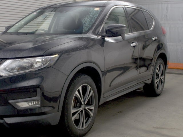 Nissan X-TRAIL 2017 8236908-4