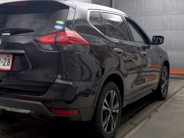 Nissan X-TRAIL 2017 8236908-5