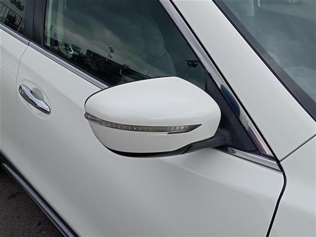 Nissan X-TRAIL 2015 8237099-7