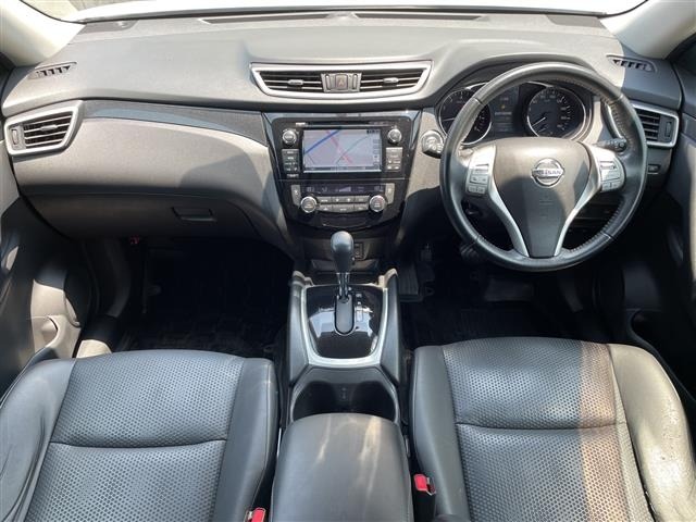 Nissan X-TRAIL 2014 8237100-17