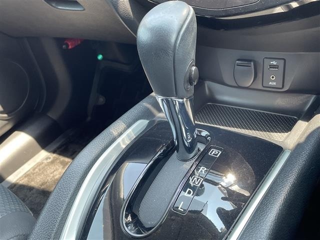 Nissan X-TRAIL 2014 8237100-5