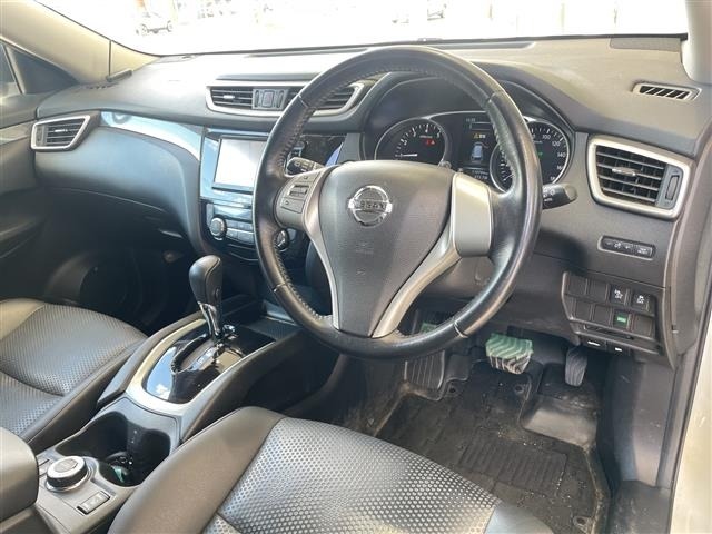 Nissan X-TRAIL 2015 8237125-7