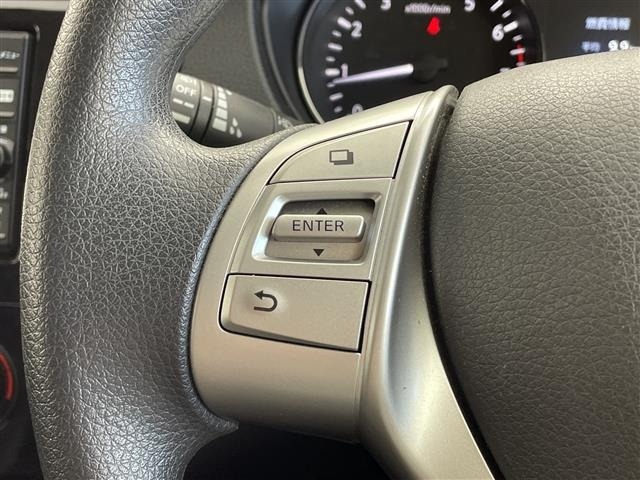 Nissan X-TRAIL 2017 8237137-1