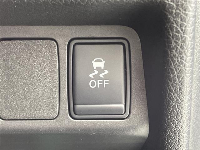 Nissan X-TRAIL 2017 8237137-10