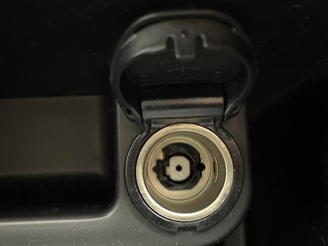Nissan X-TRAIL 2017 8237137-11