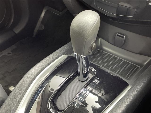 Nissan X-TRAIL 2017 8237137-21