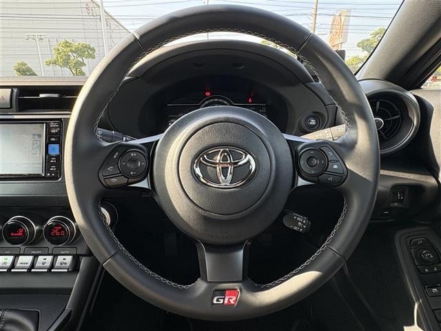 Toyota 86 2024 8254009-3