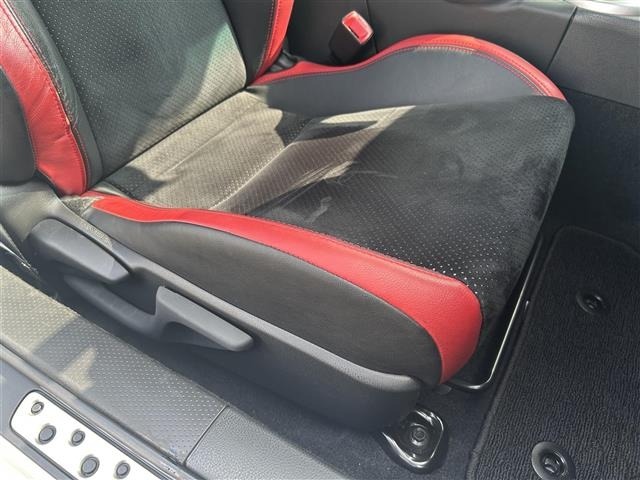 Toyota 86 2018 8254018-19