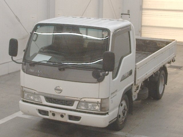 Nissan ATLAS 2004 8255563-0