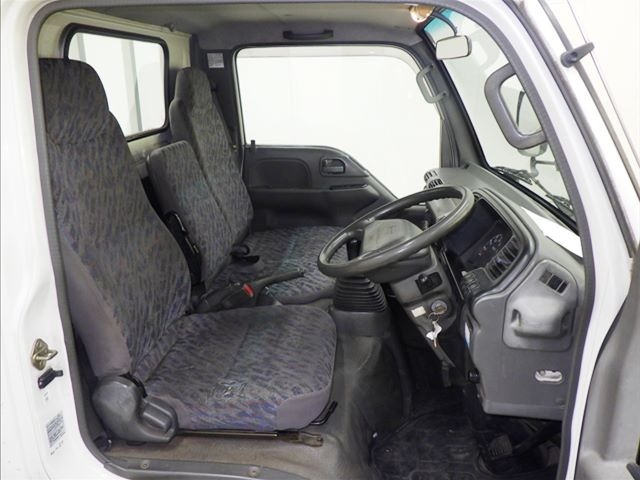 Nissan ATLAS 2004 8255563-5