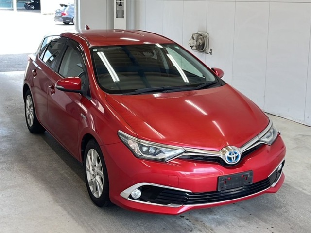 Toyota AURIS 2017 8252305-4