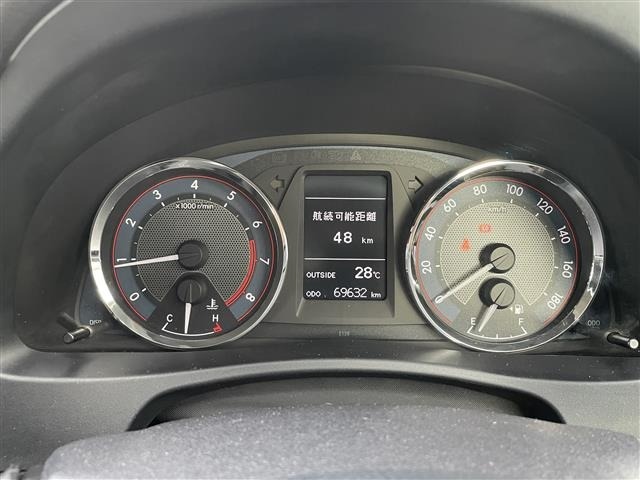 Toyota AURIS 2013 8252338-1