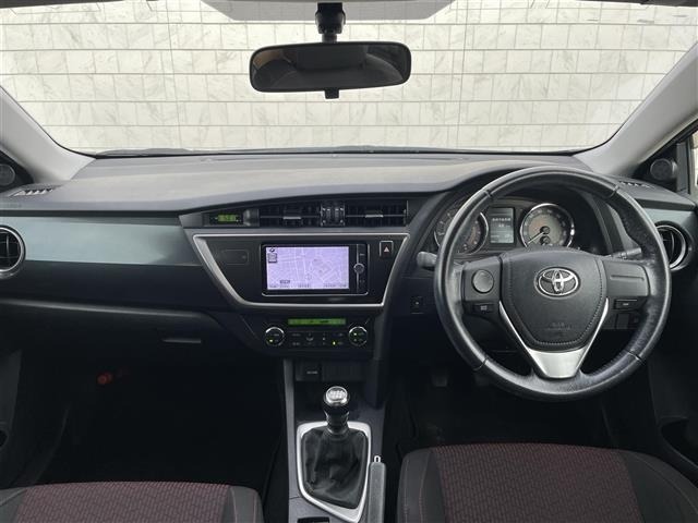 Toyota AURIS 2013 8252338-15