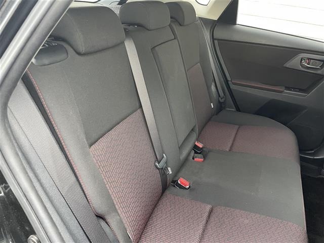 Toyota AURIS 2013 8252338-22