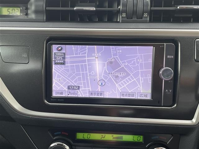 Toyota AURIS 2013 8252338-3