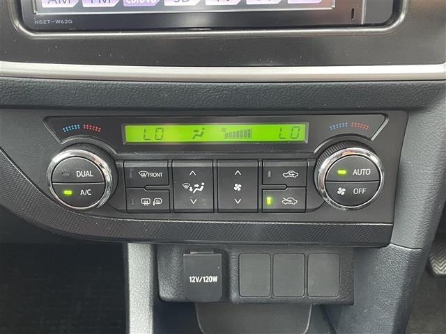 Toyota AURIS 2013 8252338-8