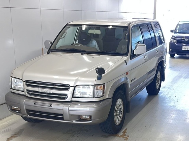 Isuzu BIGHORN 2000 8256835-0