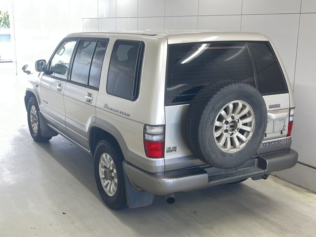 Isuzu BIGHORN 2000 8256835-1