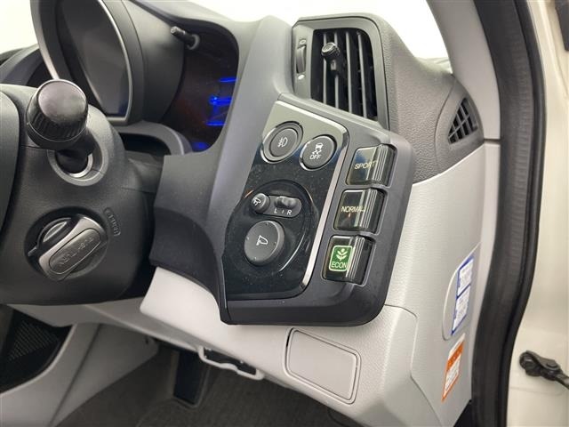 Honda CR-Z 2010 8249597-2