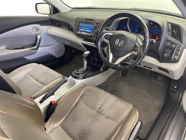 Honda CR-Z 2010 8249613-1