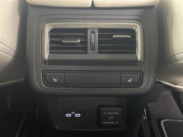 Mazda CX-60 2023 8251363-1