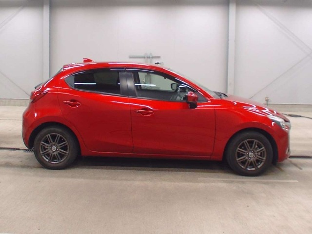 Mazda DEMIO 2018 8256906-3